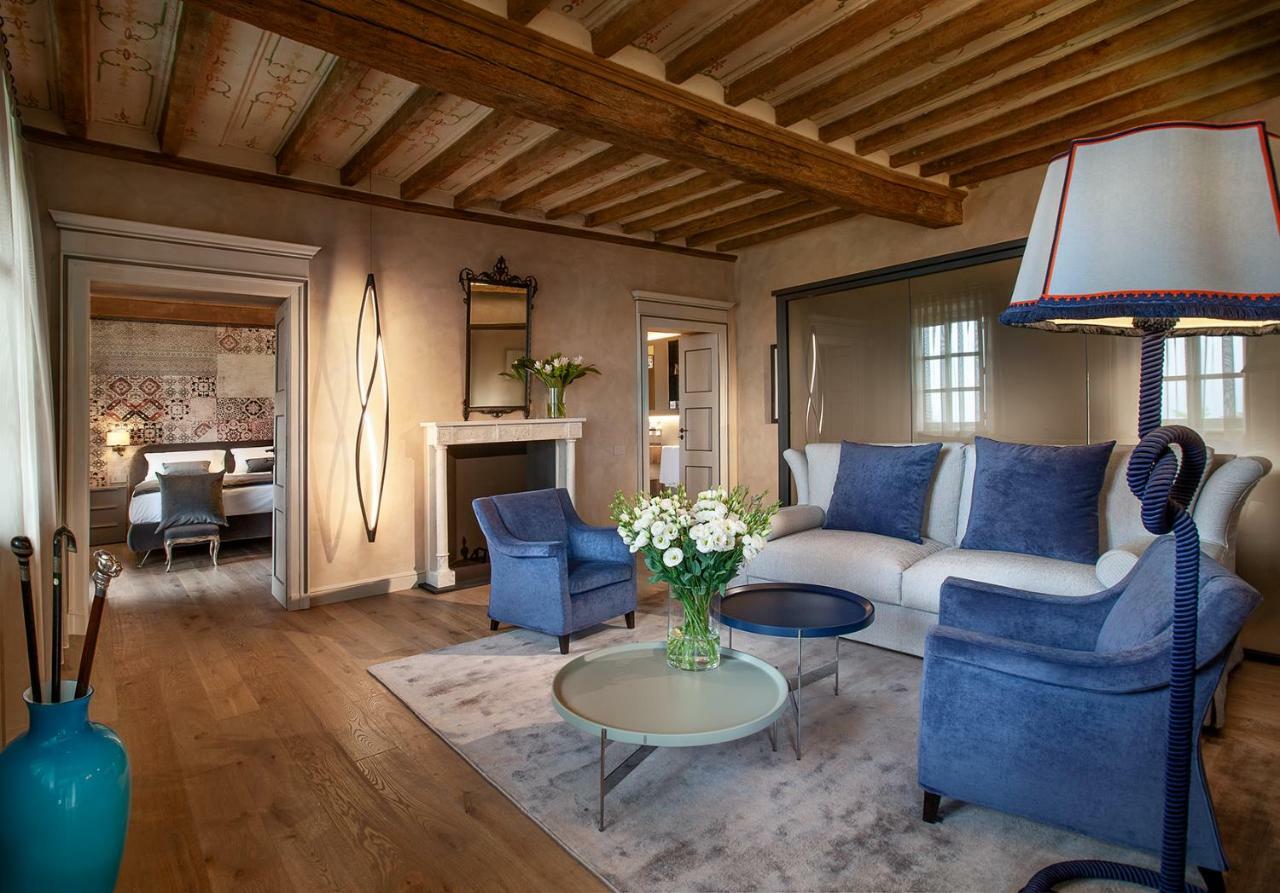 Il Cortile Di San Michele Bed & Breakfast Guarene Екстериор снимка