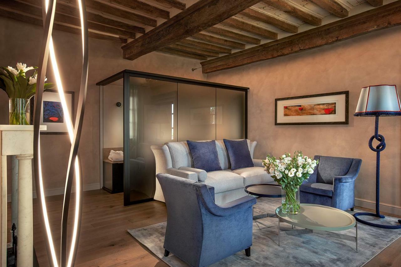Il Cortile Di San Michele Bed & Breakfast Guarene Екстериор снимка